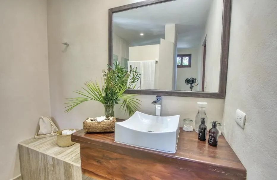 Charming 2 Bedrooms Private Villa In Soliman Bay Tulum